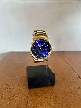 Nixon Sentry SS Men's Gold/Blue Watch, SS Bracelet